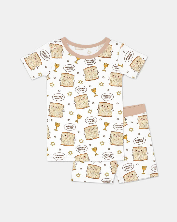 Template Zweiteiliges Pyjama-Set mit kurzen Ärmeln und Shorts