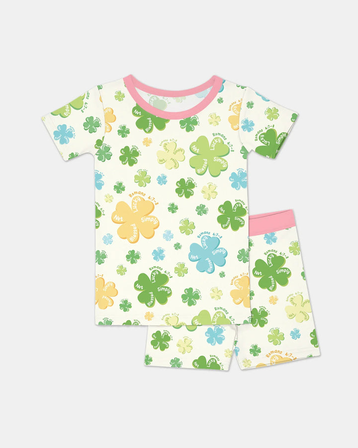 Template Zweiteiliges Pyjama-Set mit kurzen Ärmeln und Shorts