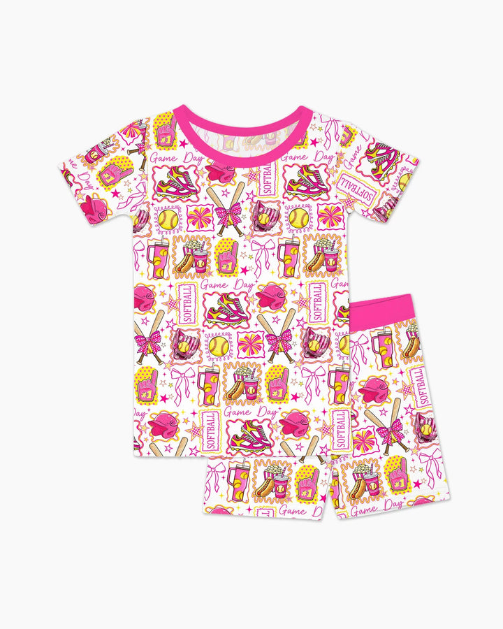 Template Zweiteiliges Pyjama-Set mit kurzen Ärmeln und Shorts