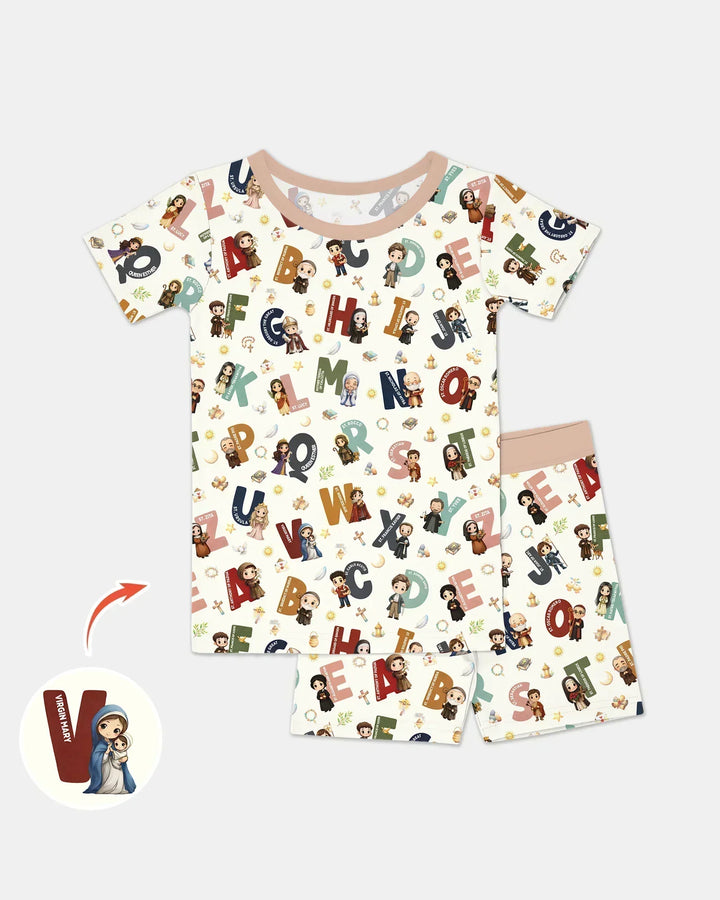 Template Zweiteiliges Pyjama-Set mit kurzen Ärmeln und Shorts