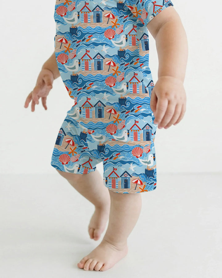 Template Zweiteiliges Pyjama-Set mit kurzen Ärmeln und Shorts