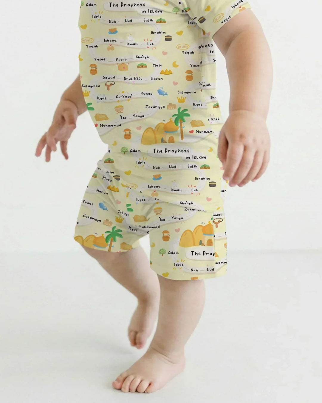Template Zweiteiliges Pyjama-Set mit kurzen Ärmeln und Shorts