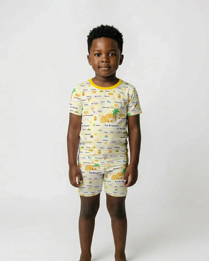 Template Zweiteiliges Pyjama-Set mit kurzen Ärmeln und Shorts
