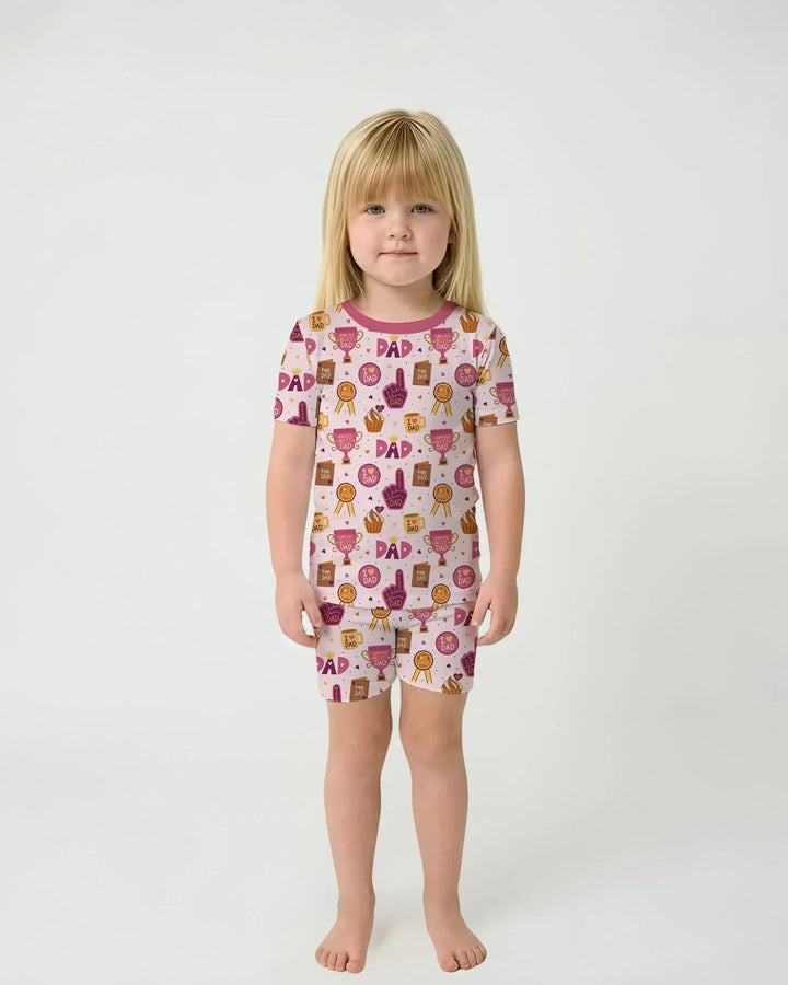 Template Zweiteiliges Pyjama-Set mit kurzen Ärmeln und Shorts