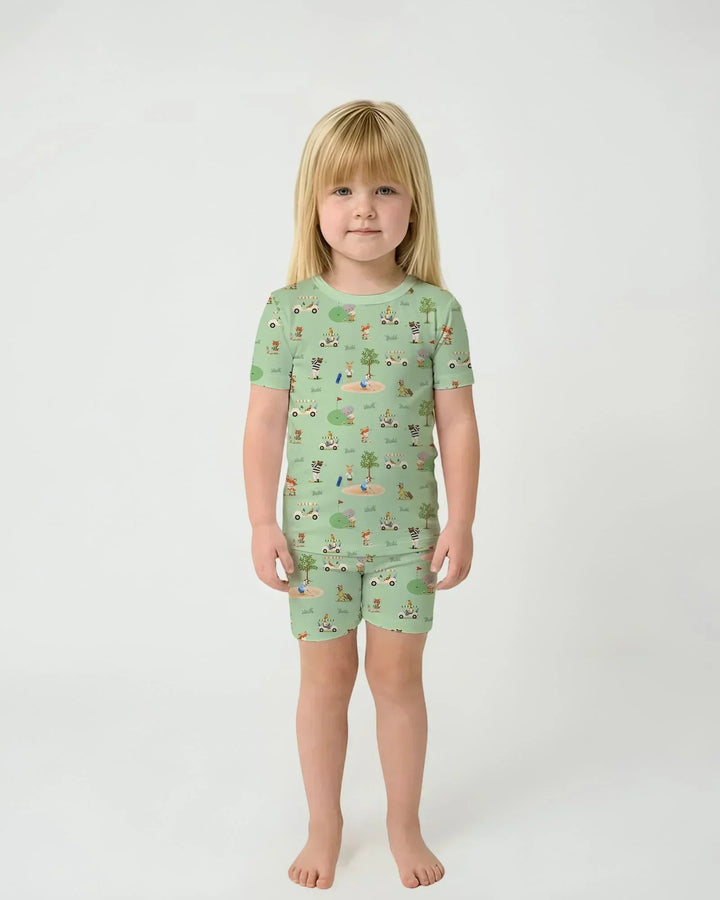 Template Zweiteiliges Pyjama-Set mit kurzen Ärmeln und Shorts