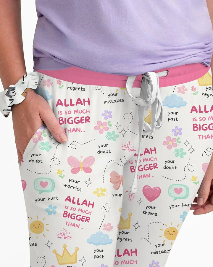 "Allah ist so viel größer als..." Familien-Schlafanzugset aus Bambus für Damen