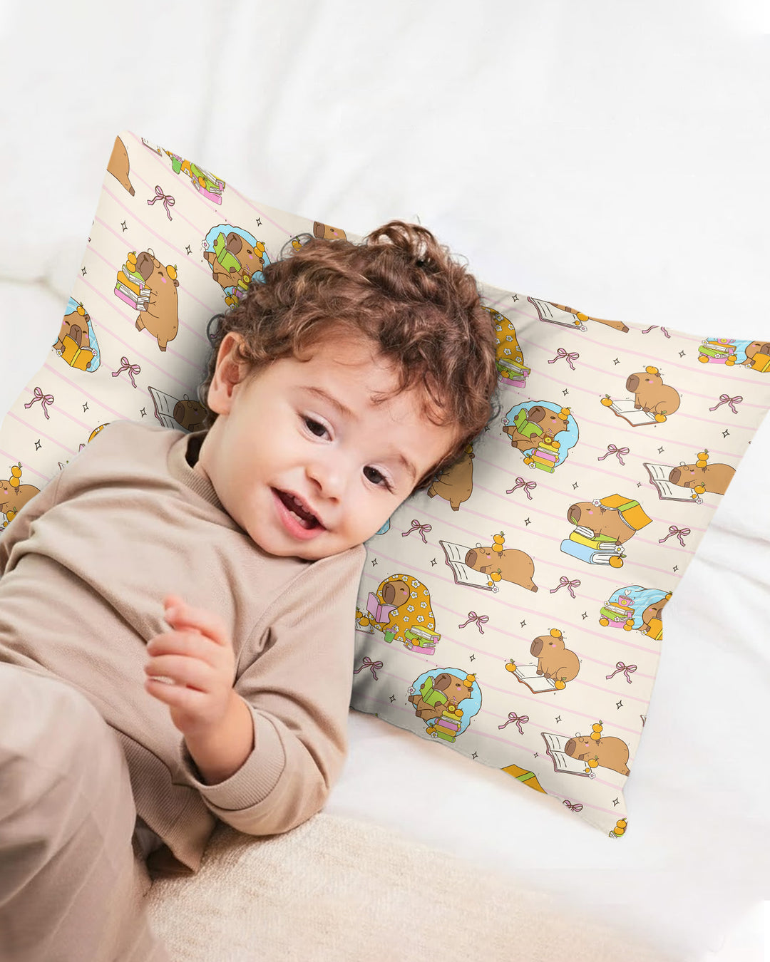 Sweet Study Capy Bamboo Pillow Case