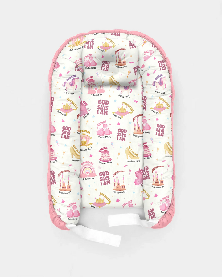 Gott sagt, ich bin ein Mädchen – Babynest aus Bambus