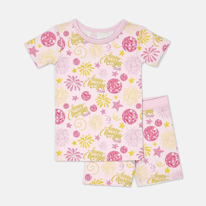 Template Zweiteiliges Pyjama-Set mit kurzen Ärmeln und Shorts