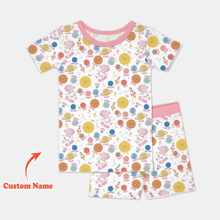 Zweiteiliges Pyjama-Set mit kurzen Ärmeln und Shorts im Sommer-Design