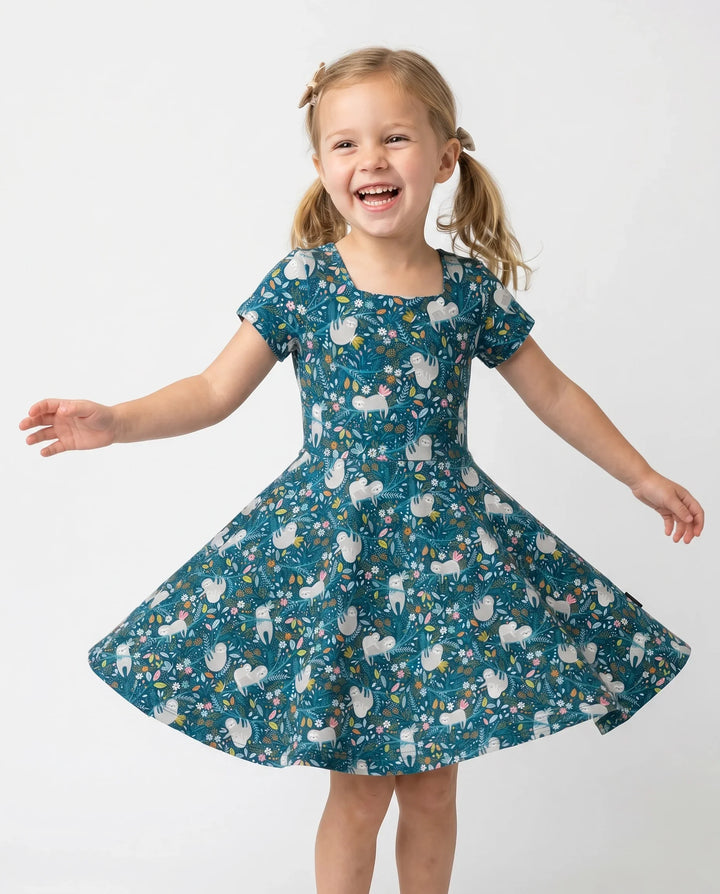 Mitternachts-Faultier-Garten Bambus-Drehkleid