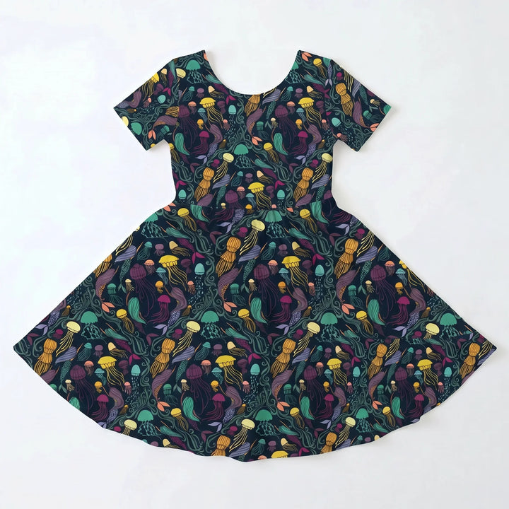 Mystische Quallen Bambus-Wirbelkleid