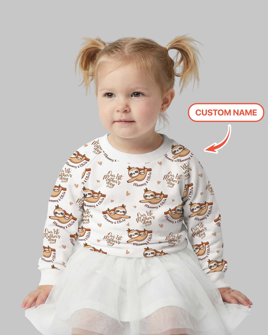 Personalisierter Name Mama & Baby Faultier – Unser erster Muttertag 2026 Bambus-Sweatshirt mit Rundhalsausschnitt