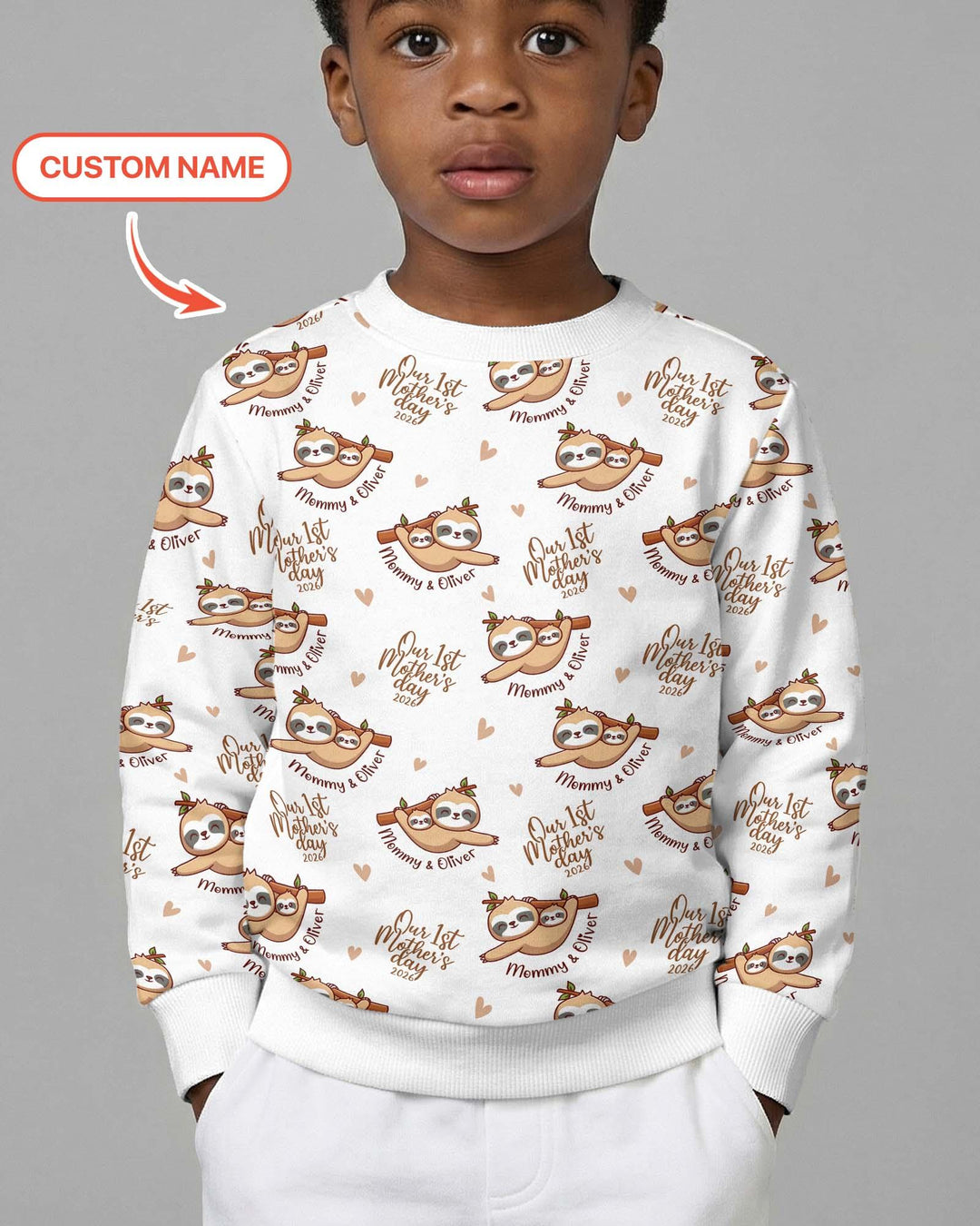 Personalisierter Name Mama & Baby Faultier – Unser erster Muttertag 2026 Bambus-Sweatshirt mit Rundhalsausschnitt