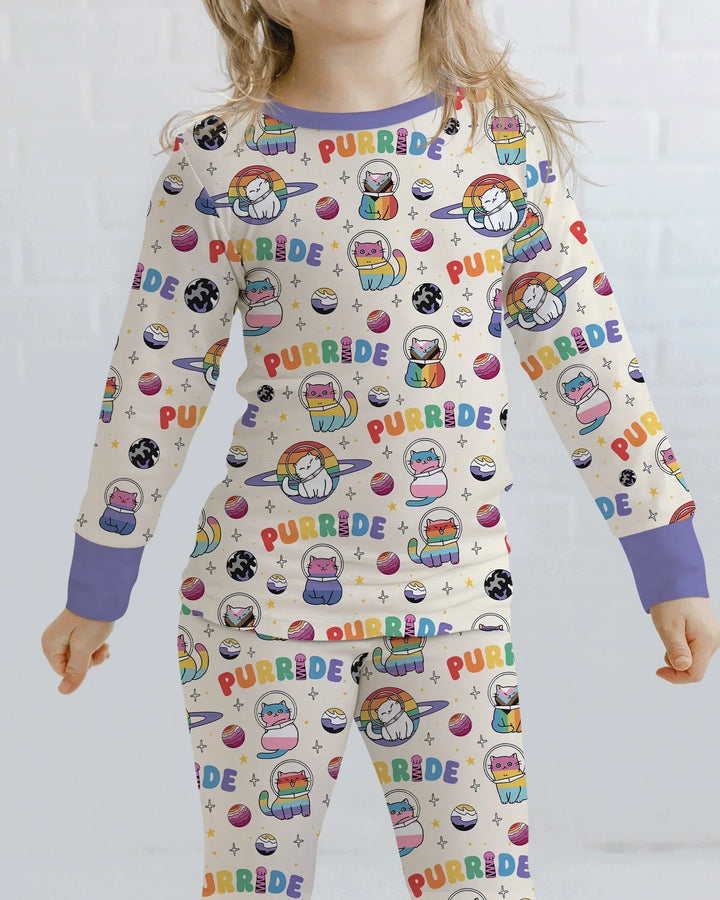 Zweiteiliges Langarm-Pyjama-Set mit Sommerfrüchten