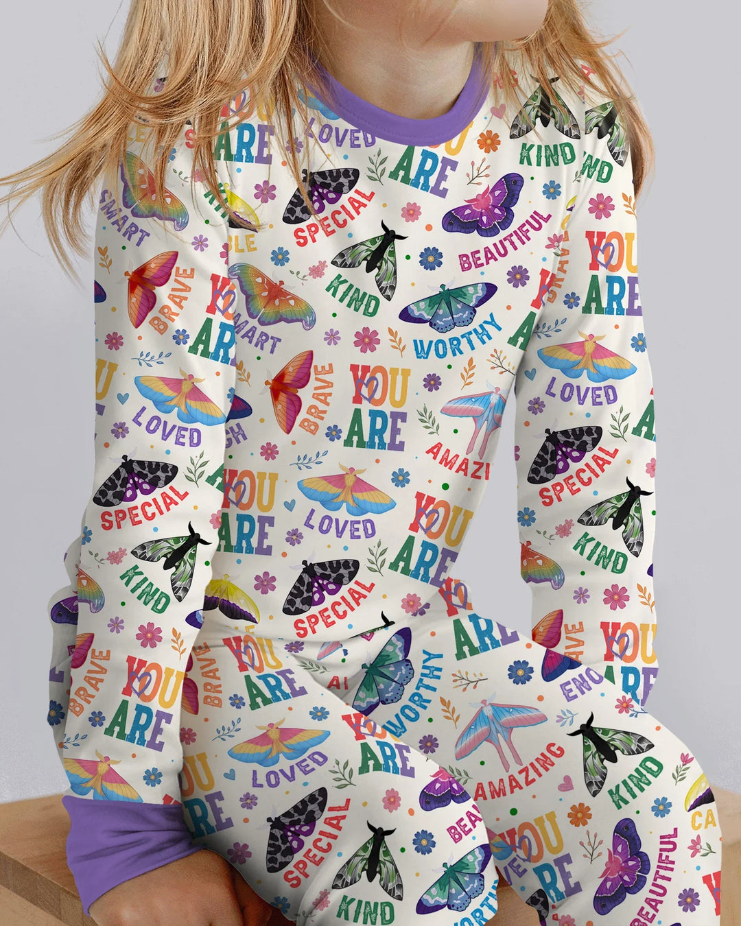 Zweiteiliges Langarm-Pyjama-Set mit Sommerfrüchten