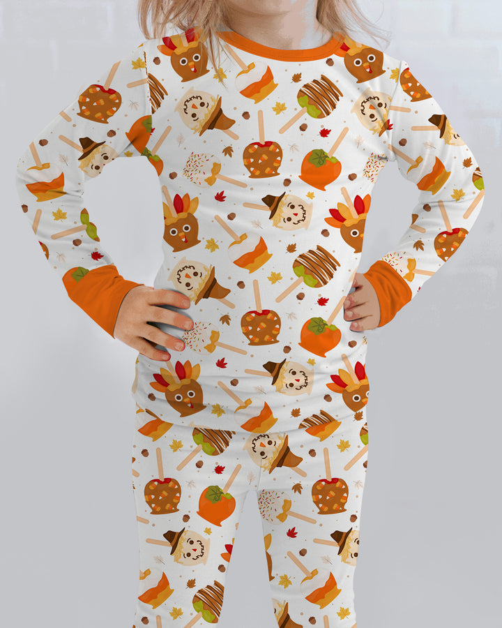 Zweiteiliges Langarm-Pyjama-Set mit Sommerfrüchten