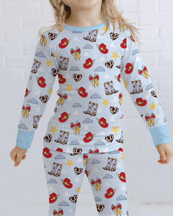 Zweiteiliges Langarm-Pyjama-Set mit Sommerfrüchten