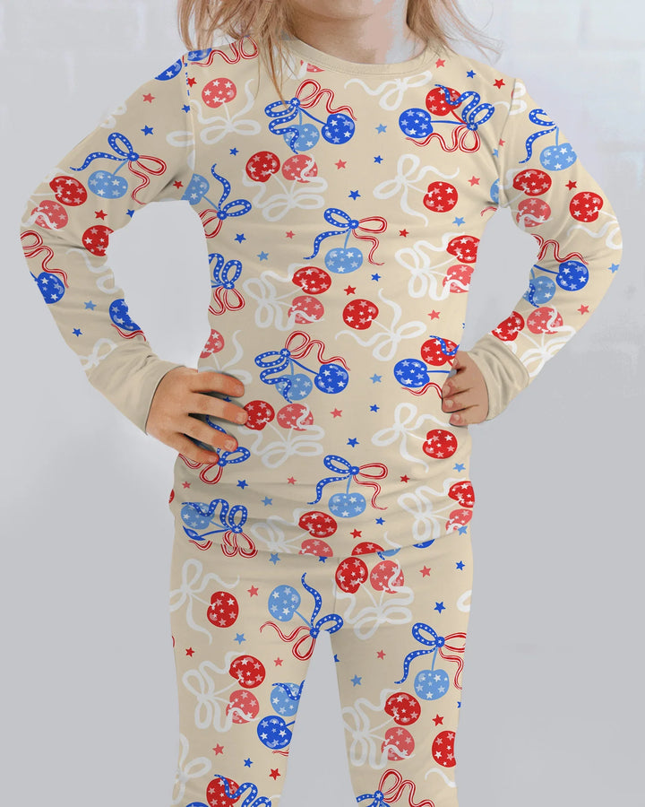 Zweiteiliges Langarm-Pyjama-Set mit Sommerfrüchten