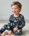 Dunkelblaues Jurassic Jungle Bambus-Zweiteiler-Pyjama-Set