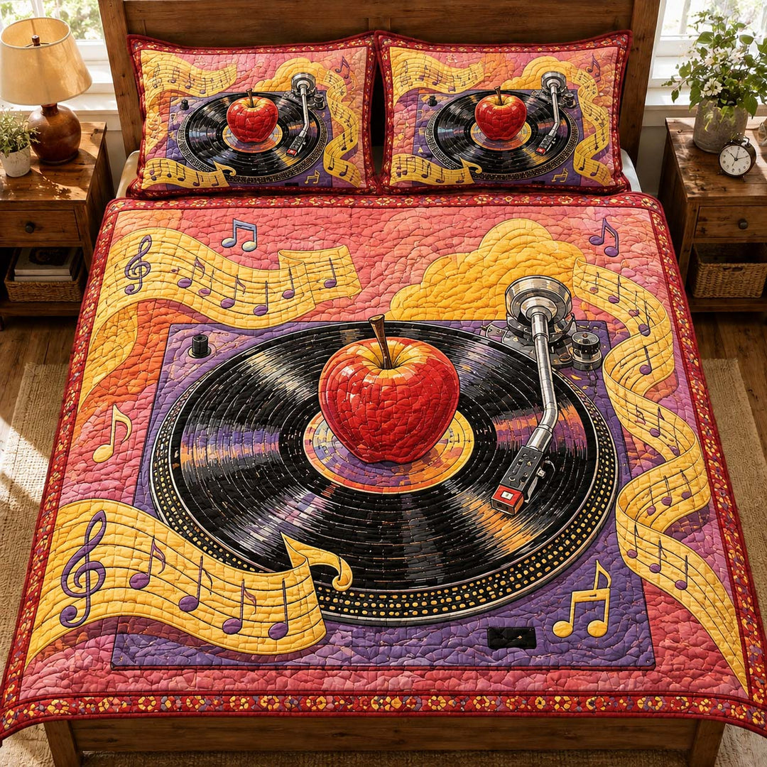 Vinyl Apple Melody Bamboo Quilt Bedding Set