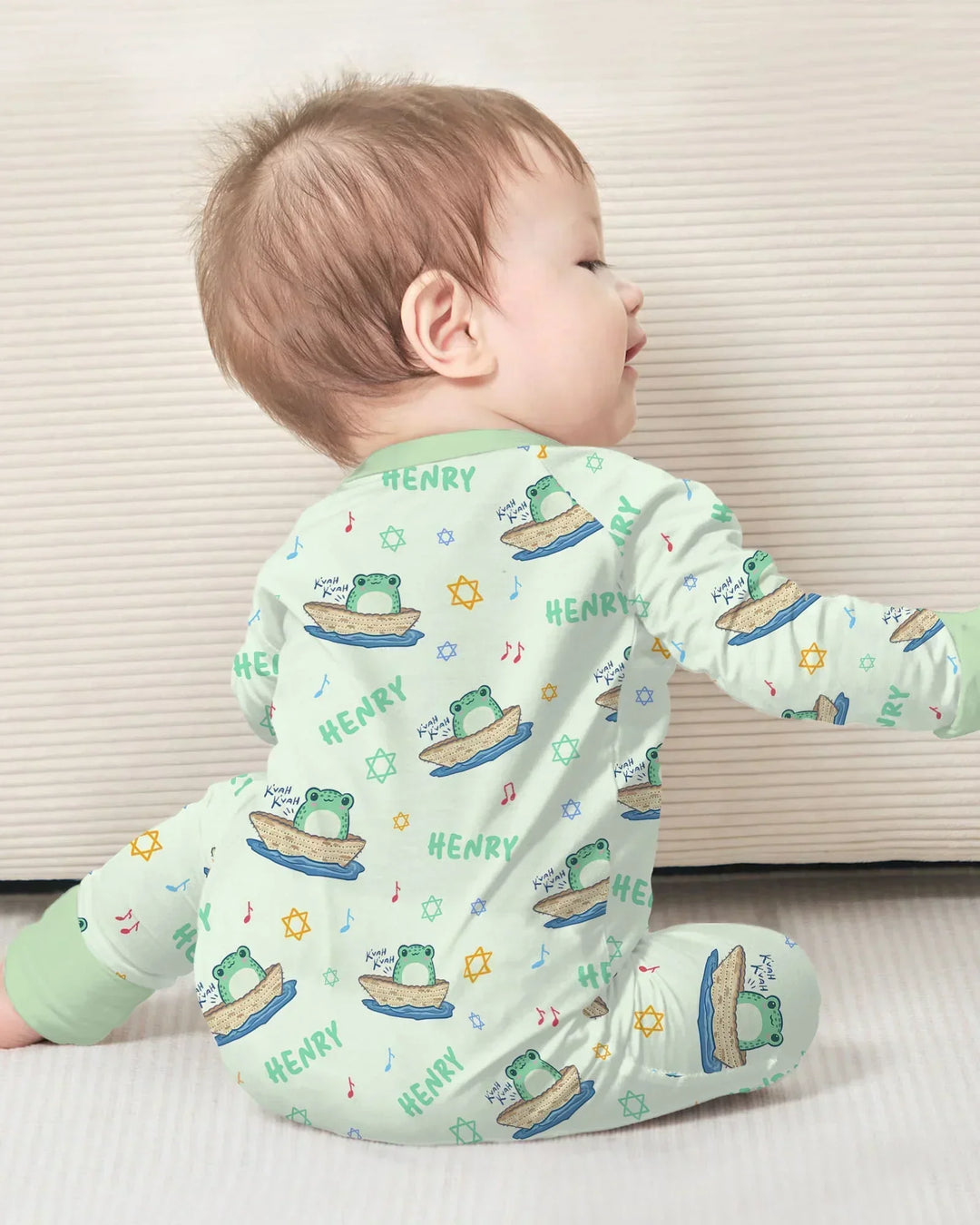 Frogs Here, Frogs There Passover Custom Name Bamboo Convertible Zippy