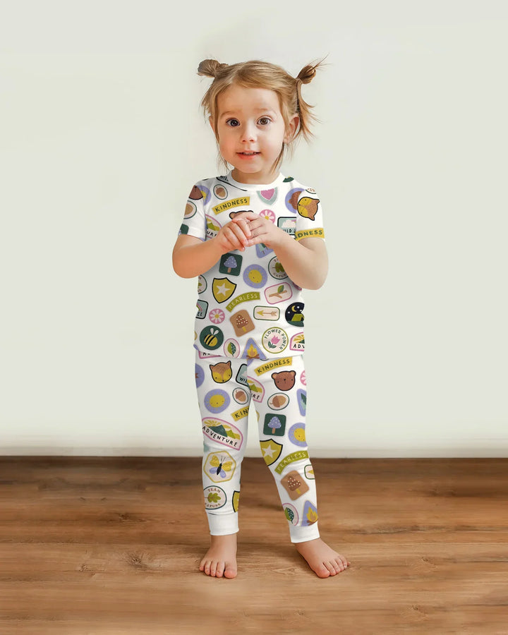 Zweiteiliges, kurzärmliges Pyjama-Set mit Marienkäfern