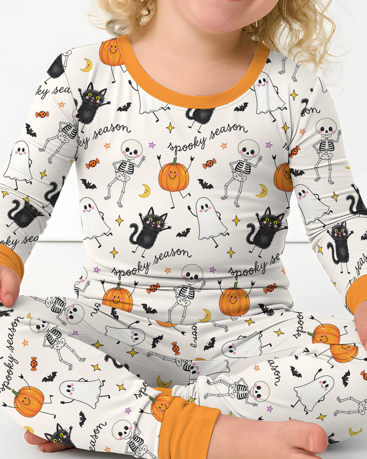 Zweiteiliges Langarm-Pyjama-Set mit Sommerfrüchten