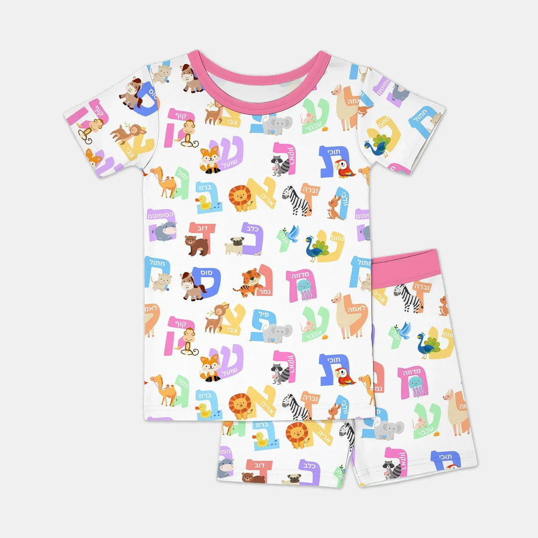 Template Zweiteiliges Pyjama-Set mit kurzen Ärmeln und Shorts