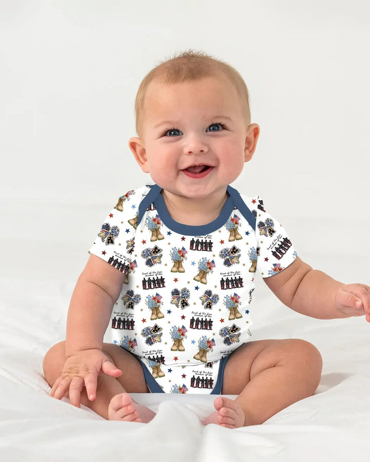 Gerippte Babykleidung mit individuellem Foto - Weich &amp; Skizzenhaft