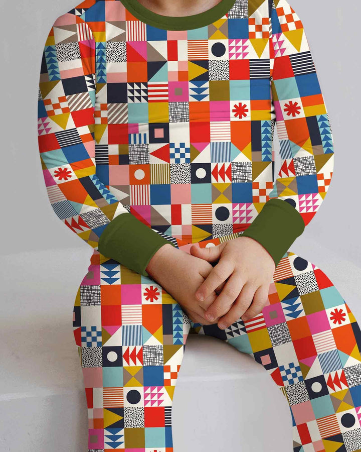 Zweiteiliges Langarm-Pyjama-Set mit Sommerfrüchten