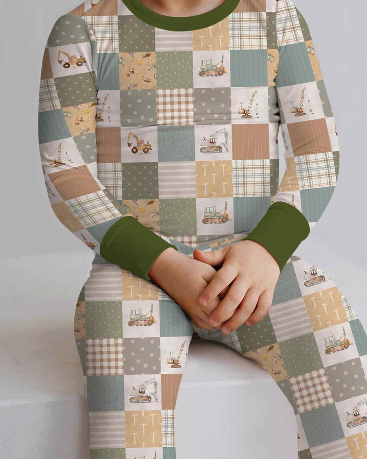 Zweiteiliges Langarm-Pyjama-Set mit Sommerfrüchten