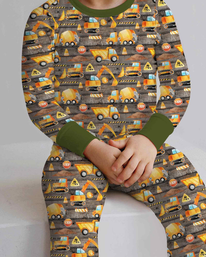 Zweiteiliges Langarm-Pyjama-Set mit Sommerfrüchten