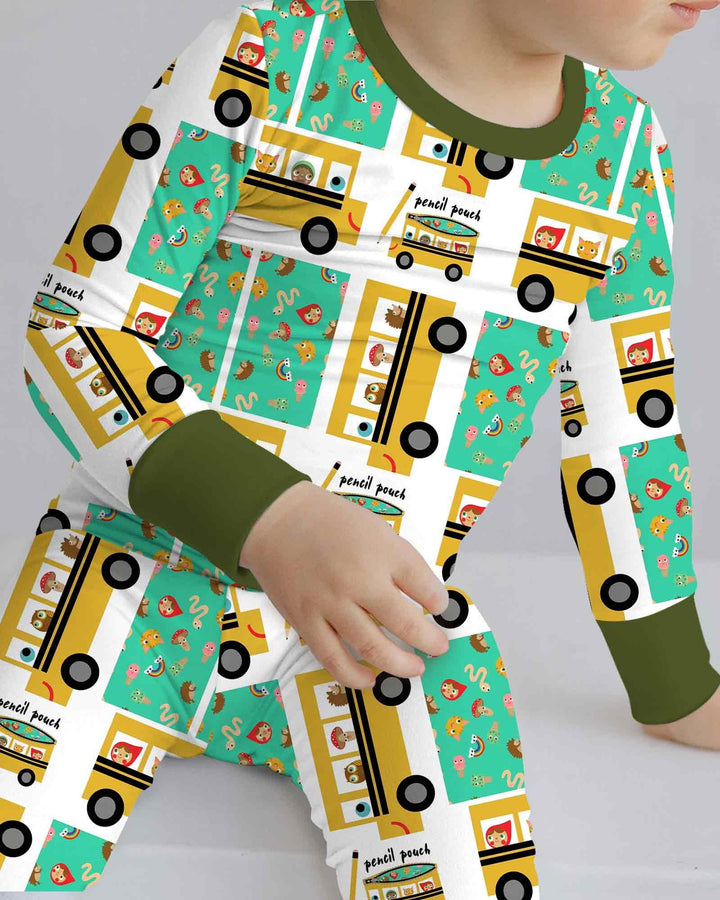 Zweiteiliges Langarm-Pyjama-Set mit Sommerfrüchten