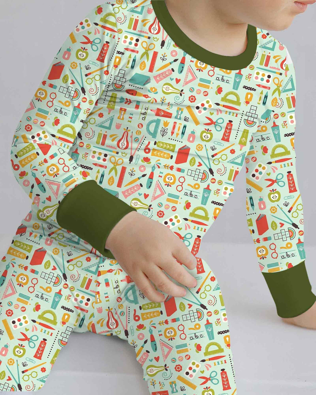 Zweiteiliges Langarm-Pyjama-Set mit Sommerfrüchten