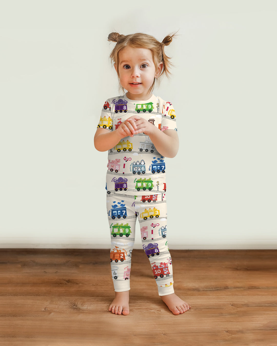 Zweiteiliges, kurzärmliges Pyjama-Set mit Marienkäfern