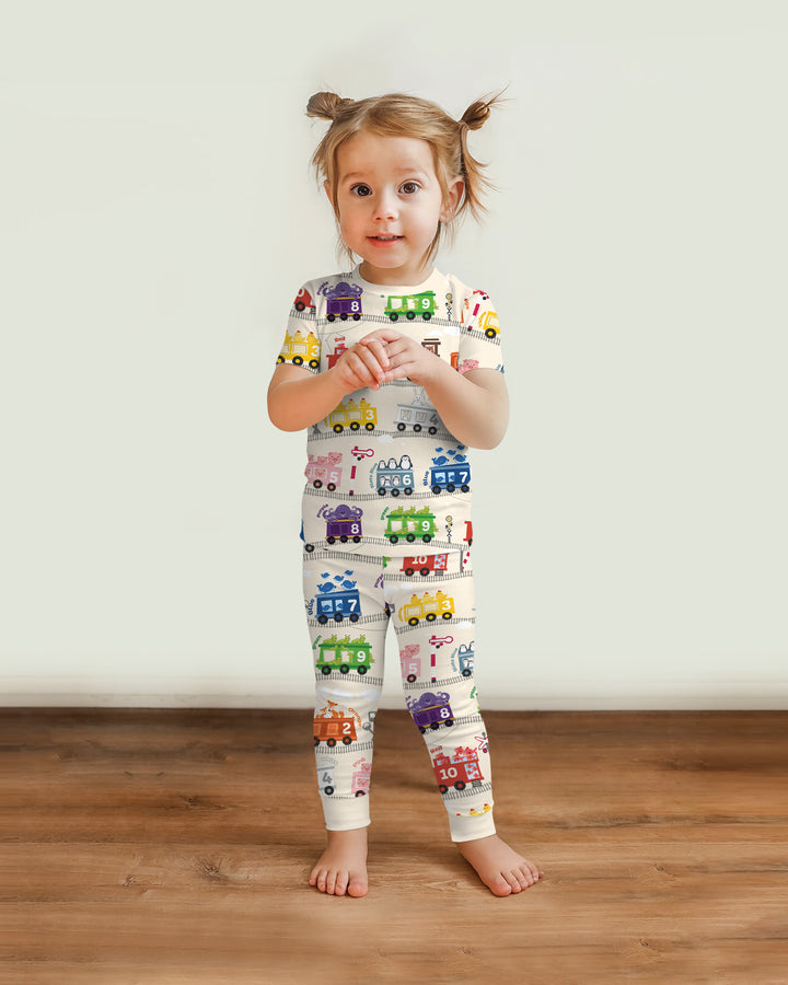 Zweiteiliges, kurzärmliges Pyjama-Set mit Marienkäfern