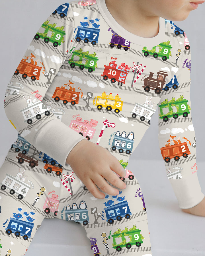 Zweiteiliges Langarm-Pyjama-Set mit Sommerfrüchten