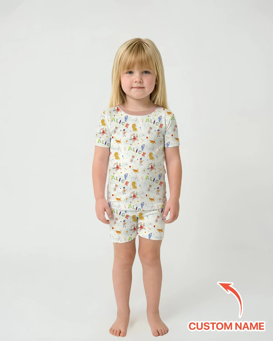 Zweiteiliges Pyjama-Set mit kurzen Ärmeln und Shorts im Sommer-Design