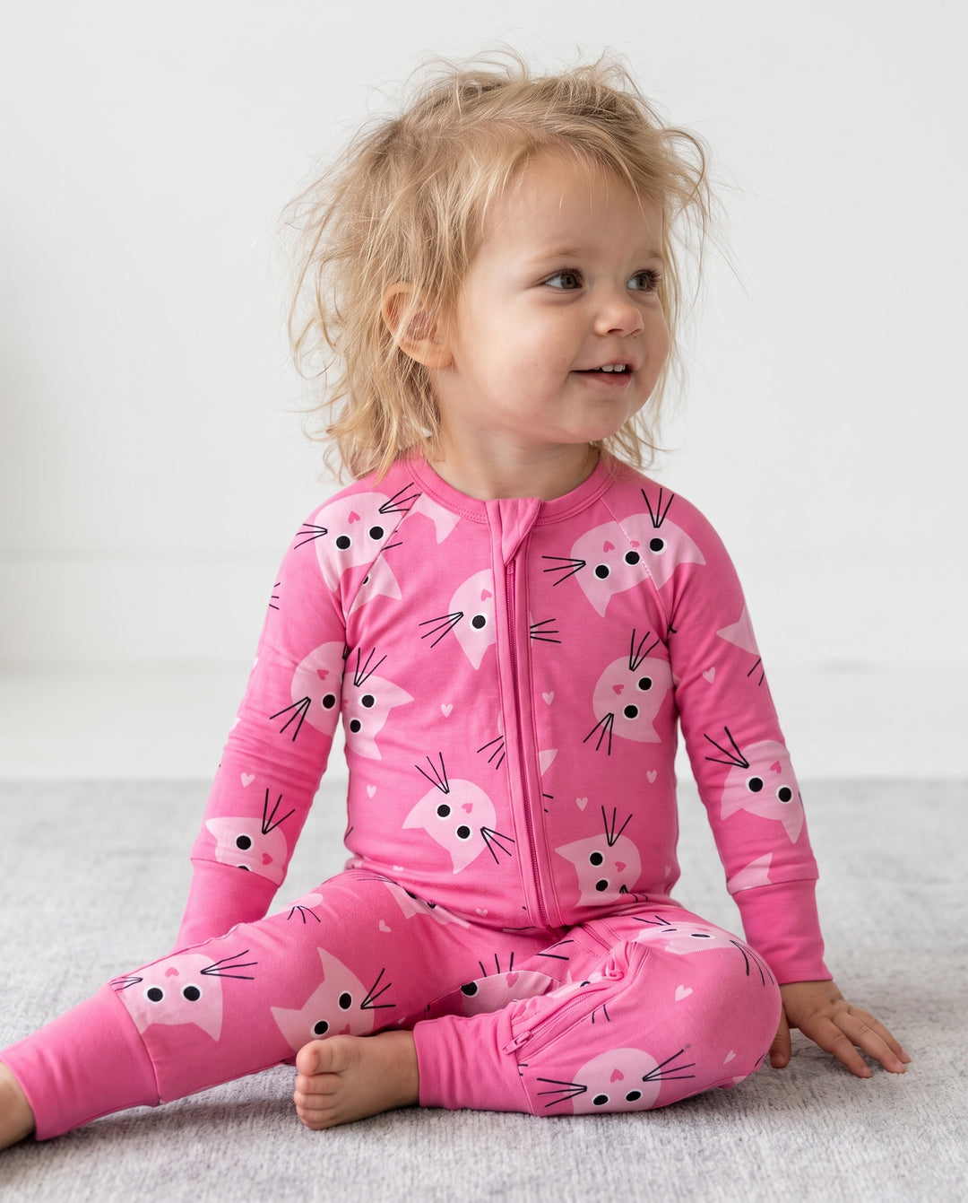 Glow In The Dark Pink Kitty Heart Toss Bamboo Convertible Zippy
