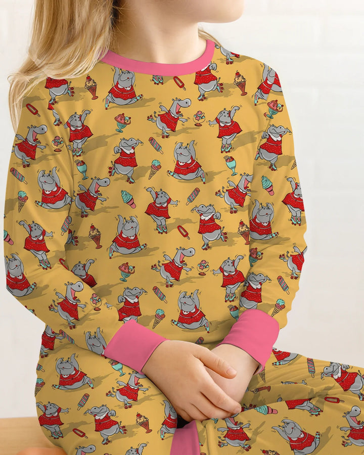 Zweiteiliges Langarm-Pyjama-Set mit Sommerfrüchten