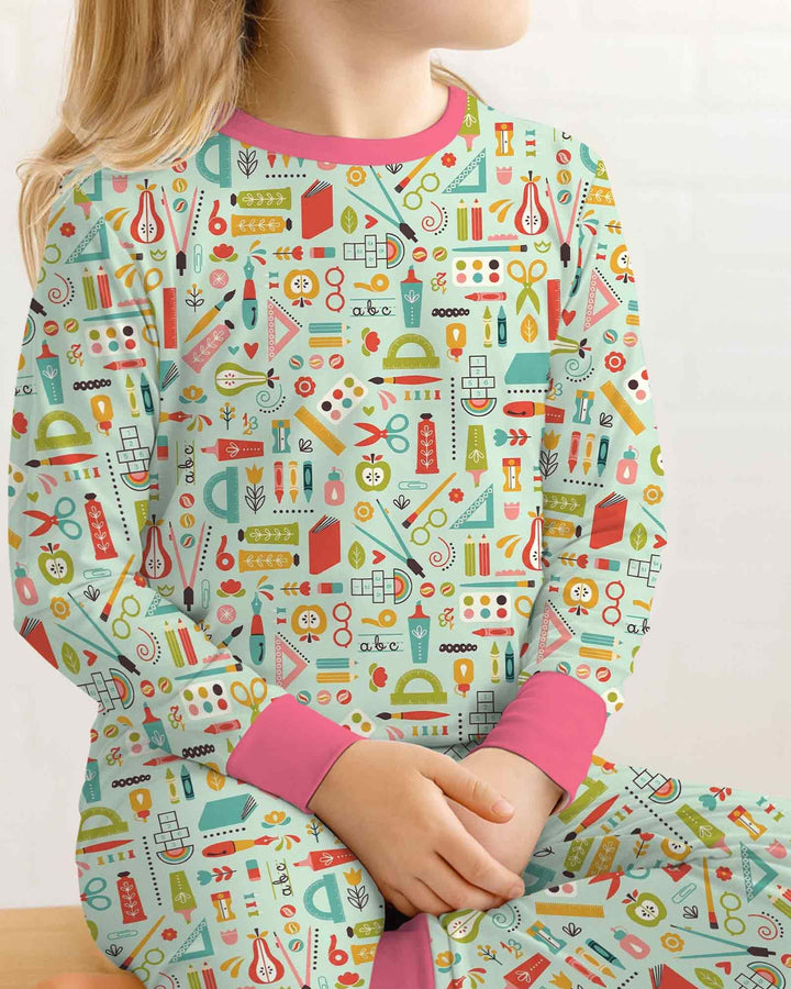 Zweiteiliges Langarm-Pyjama-Set mit Sommerfrüchten