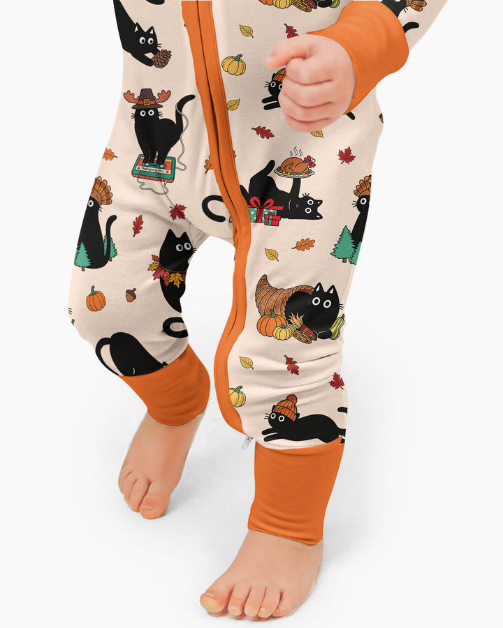 Cozy Cat On Thanksgiving Bamboo Convertible Zippy