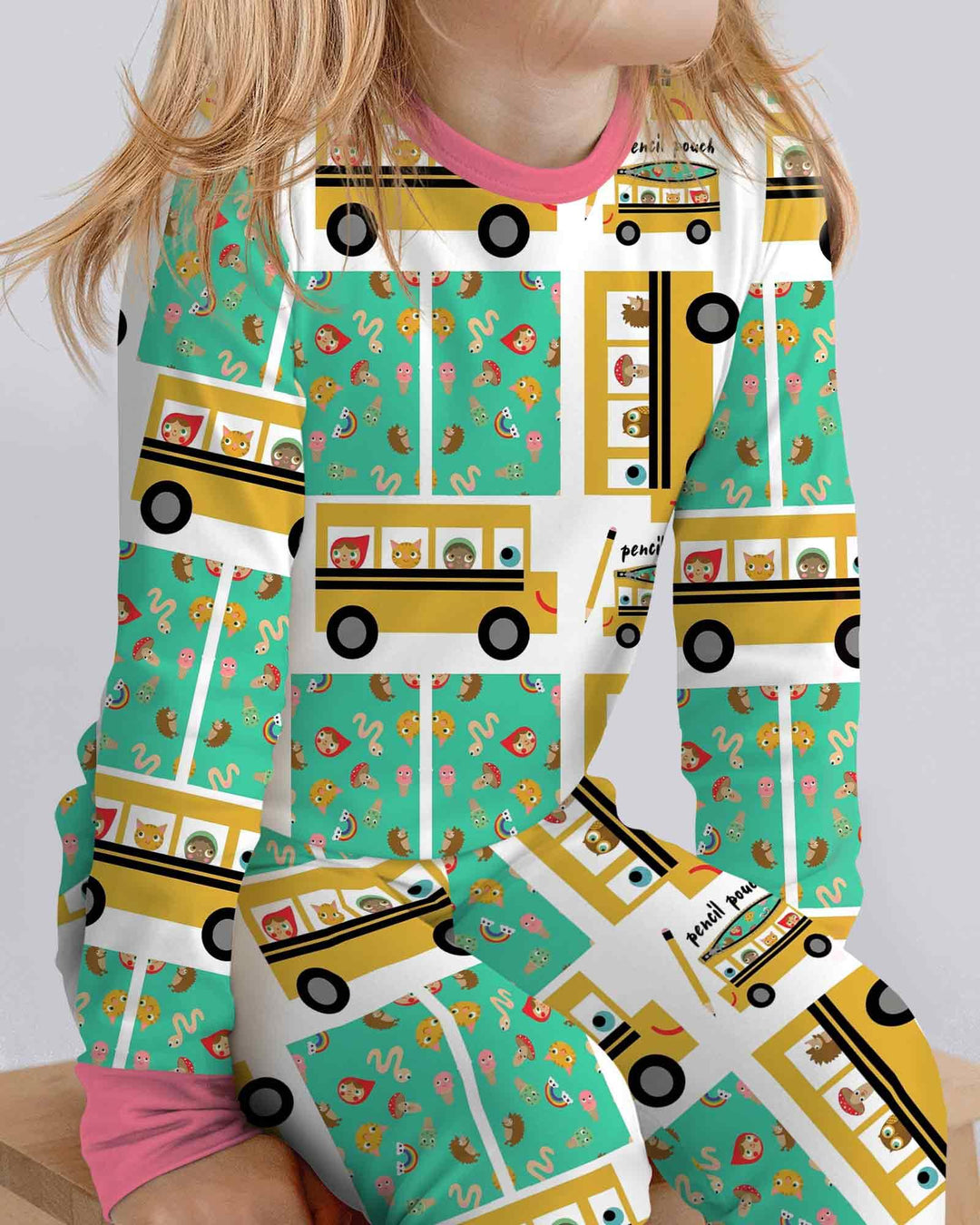 Zweiteiliges Langarm-Pyjama-Set mit Sommerfrüchten