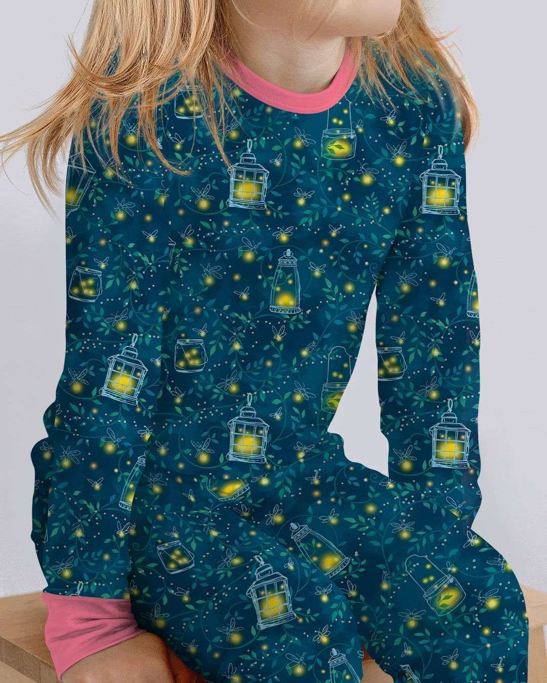Zweiteiliges Langarm-Pyjama-Set mit Sommerfrüchten