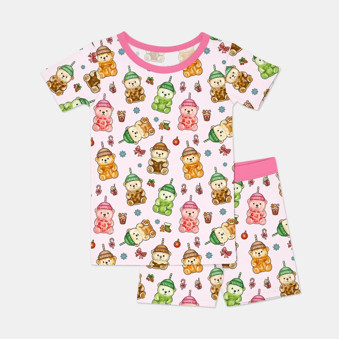 Template Zweiteiliges Pyjama-Set mit kurzen Ärmeln und Shorts