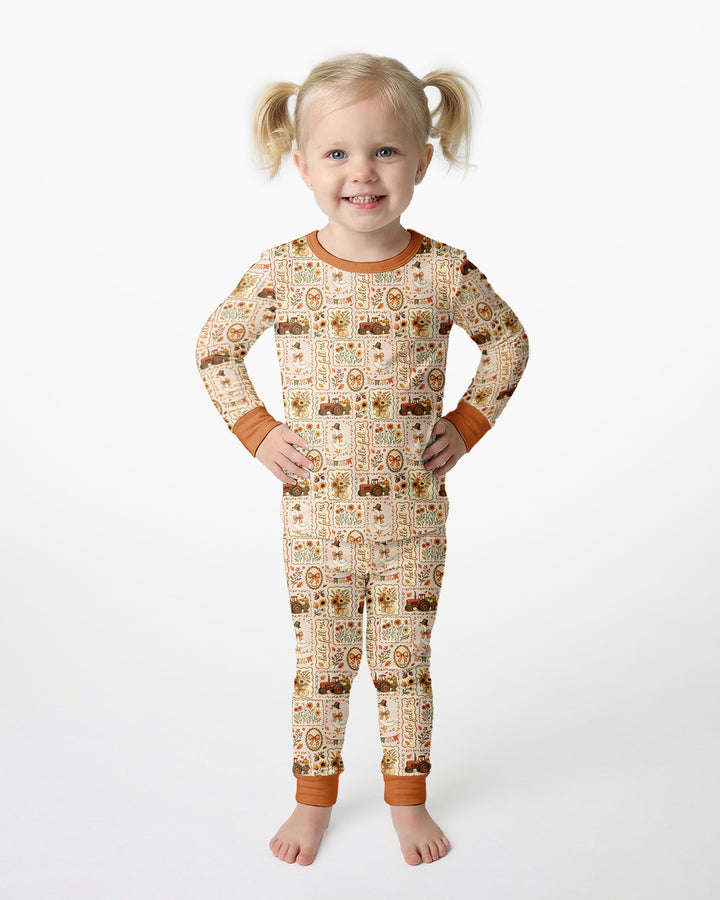 Zweiteiliges Langarm-Pyjama-Set mit Sommerfrüchten