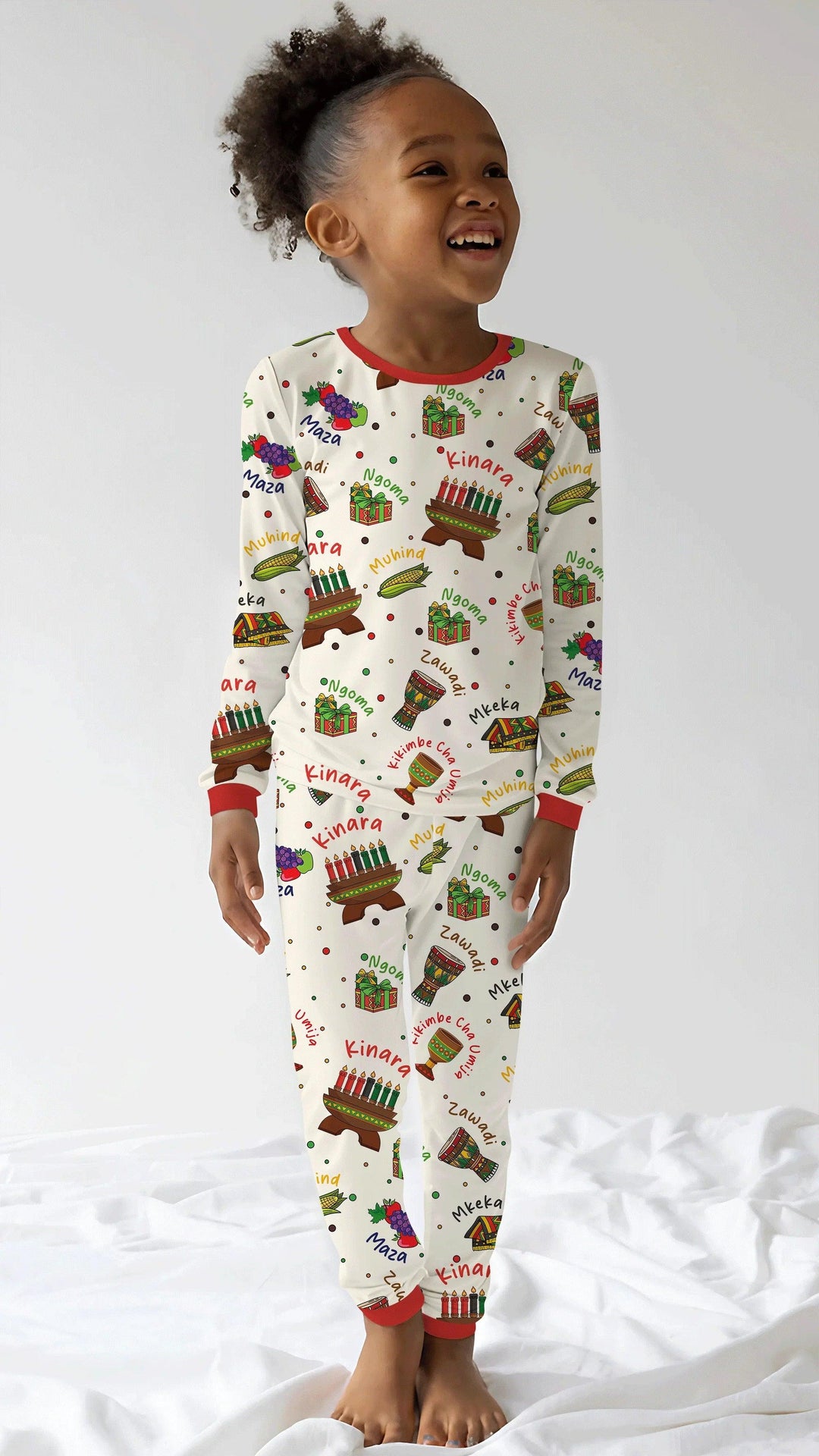 Zweiteiliges Langarm-Pyjama-Set mit Sommerfrüchten