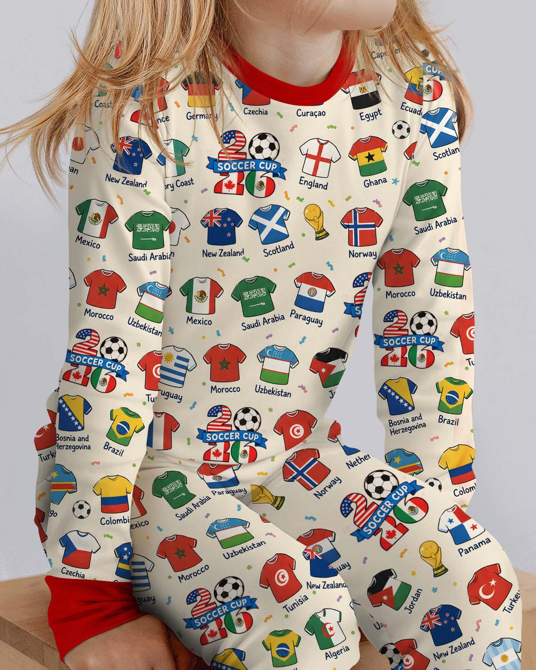 Zweiteiliges Langarm-Pyjama-Set mit Sommerfrüchten