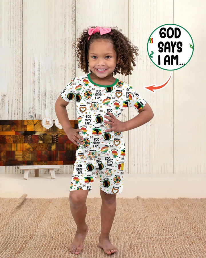 Template Zweiteiliges Pyjama-Set mit kurzen Ärmeln und Shorts